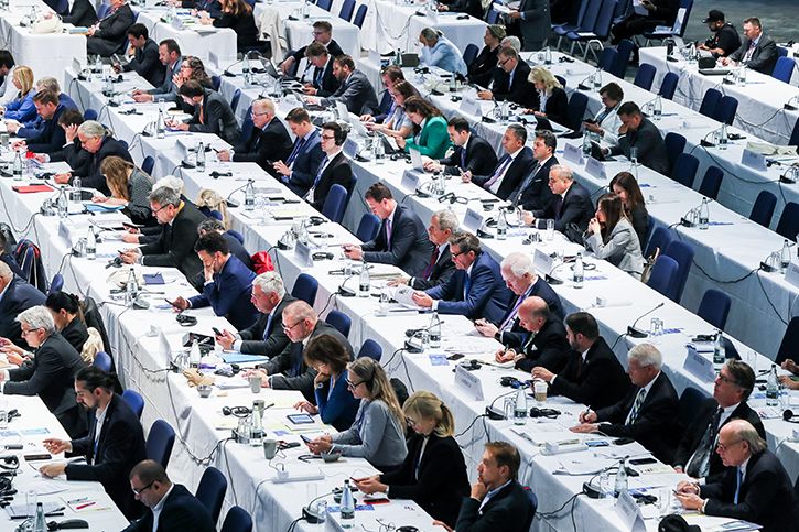 У своєму зверненні до 250 парламентаріїв, які зібралися в рамках щорічної сесії, доповідачі засудили вторгнення російської федерації.