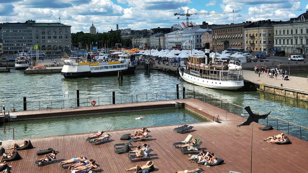 Фінляндія планує заборонити туристичні візи росіянам