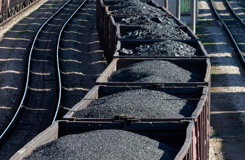 Відсьогодні в ЄС набуває чинності ембарго на імпорт вугілля з росії