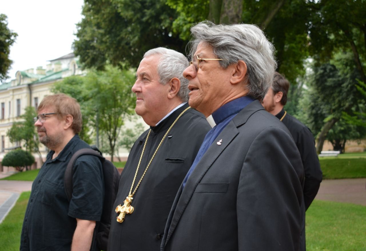 До України прибули очільники Всесвітньої ради Церков, аби висловити свою підтримку