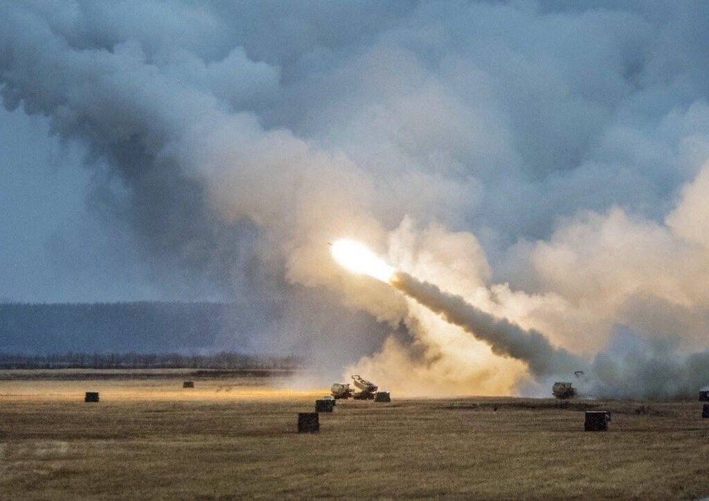 ЗСУ могли таємно отримати від США ракети великої дальності ATACMS та керовані снаряди Excalibur