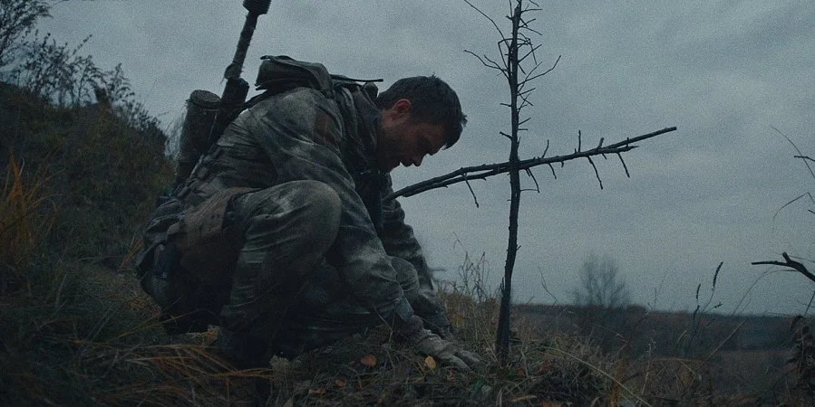 Кіно точного влучання: рецензія на новий український воєнний екшн «Снайпер. Білий Ворон»