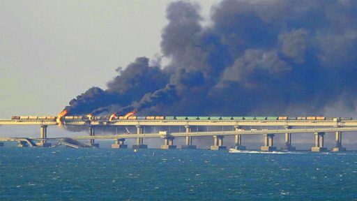 Підрив Кримського мосту: ГУР вважає нісенітницями заяви ФСБ