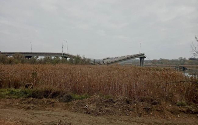 На Херсонщині підірвано Дар'ївський міст через річку Інгулець
