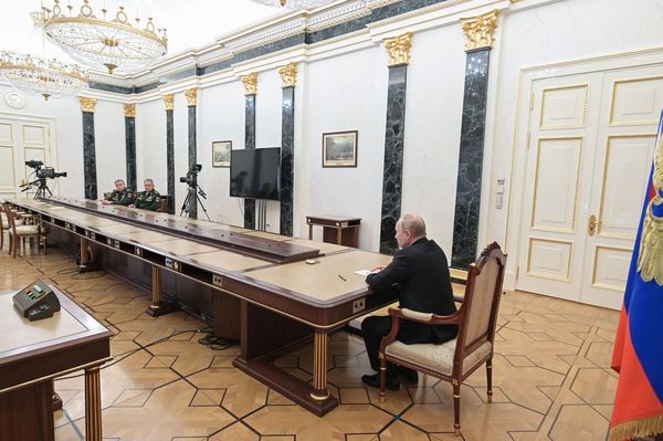 Варіанти щодо України в Путіна закінчуються – Bloomberg