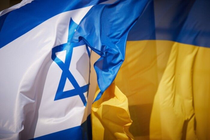 Ізраїль таємно оплачував поставки зброї для України через НАТО