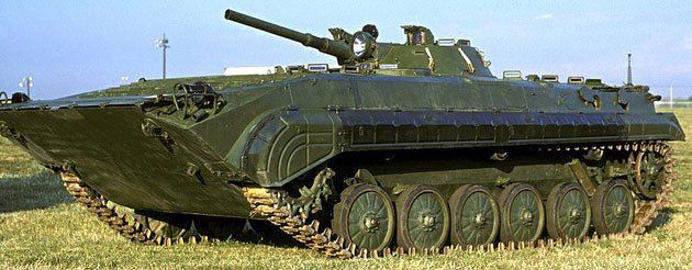 бойова машина піхоти БМП-1 хоч і застаріла радянська техніка, але на полі бою явно зайвою не буде.