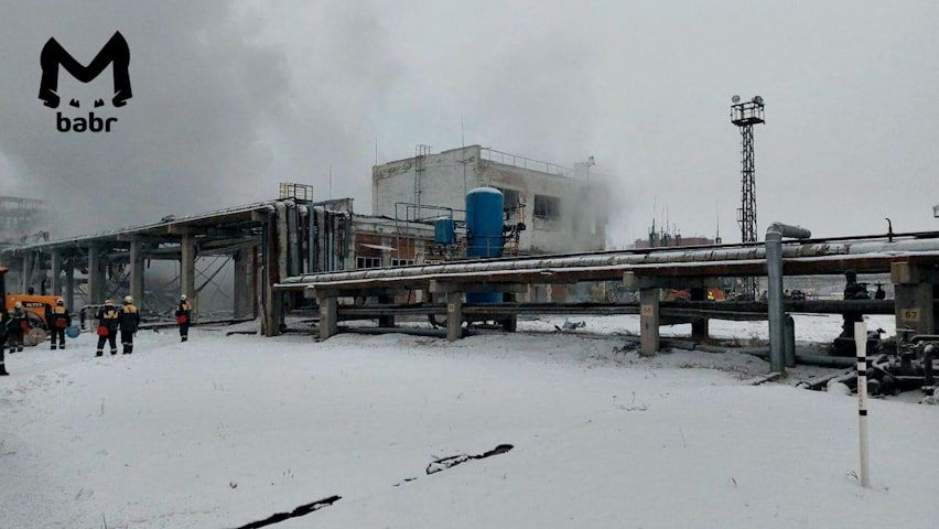 Сибір у вогні: на нафтозаводі в Ангарську вирувала велика пожежа, фото
