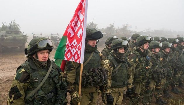білорусь продовжила спільні з росією військові навчання