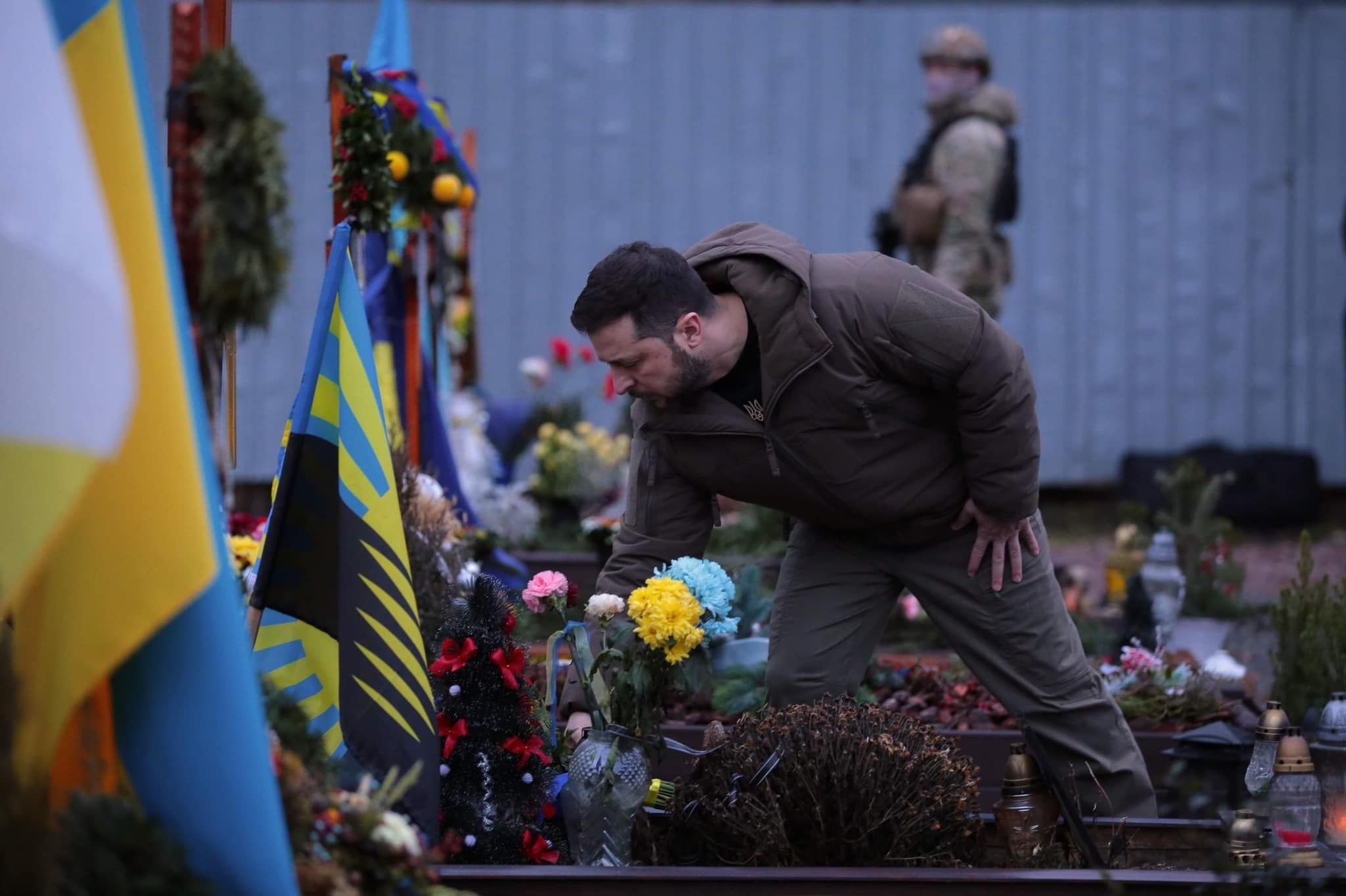 У Львові глава держави ушанував пам’ять українських воїнів, загиблих у боях із російськими окупантами.
