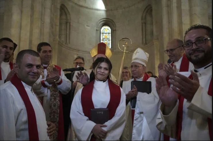 Саллі Азар стане першою жінкою - пастирем у Єрусалимі