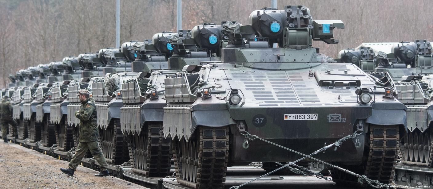 Українські воїни прибули до Німеччини для здобуття навичок управління грізними БМП Marder.