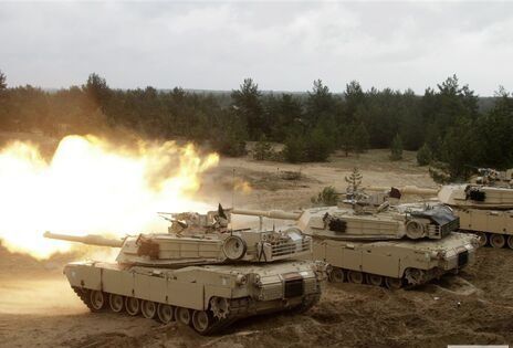 Різні країни уже дали згоду про передачу танків в Україну.