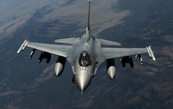 Варшава передасть свої літаки F-16 Україні, якщо на це дасть згоду НАТО