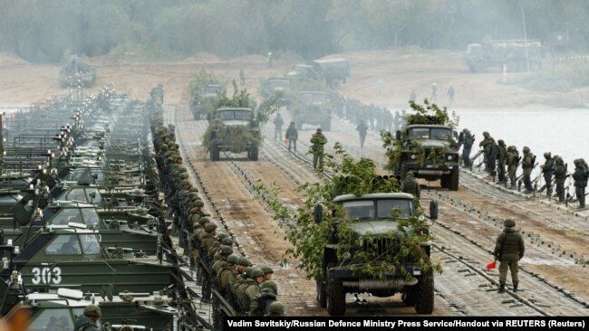 Росія хоче взяти реванш і накопичує військову силу біля українських кордонів
