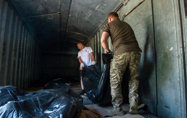 Україна повернула рідним тіла 61 захисника