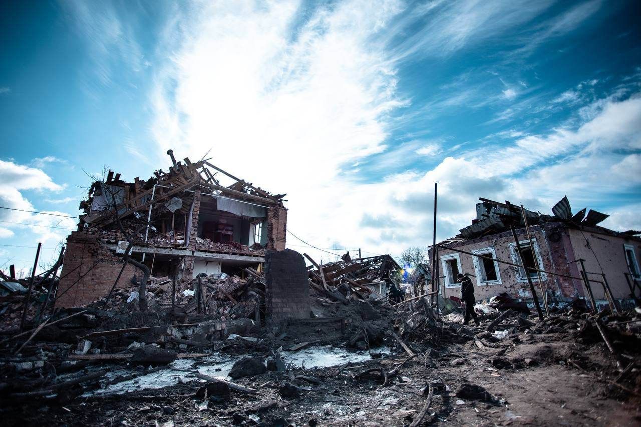 У Павлограді ракетним ударом рашисти понівечили десятки будинків, є загиблі й поранені