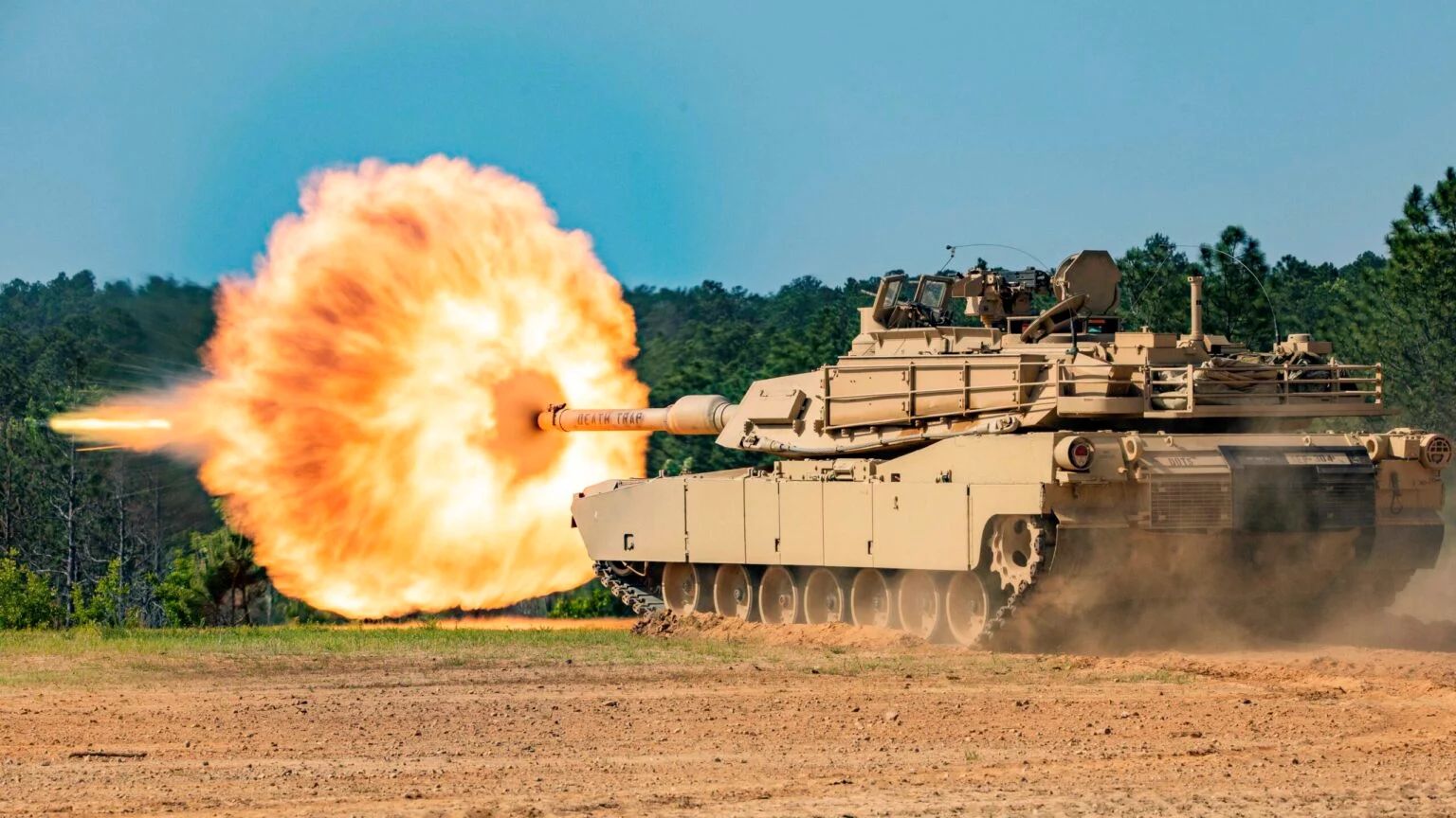 Танки M1 Abrams Україні можуть бути надані зі складів США