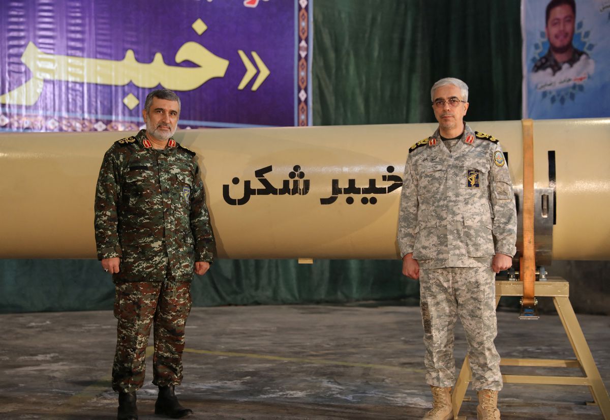 Генерали Ірану нахвалюють нову крилату ракету з дальністю 1650 км