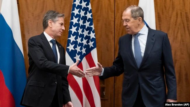 Блінкен і Лавров говорили про Україну та ядерний договір на саміті G20