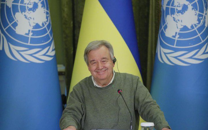 Генеральний секретар ООН Гутерріш прибув до Києва, де також хоче працювати над продовженням зернової угоди.