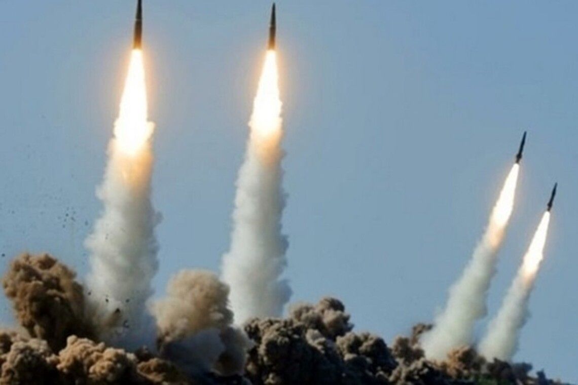 Всю ніч та ранок рф бомбила міста України: випущено 81 ракету