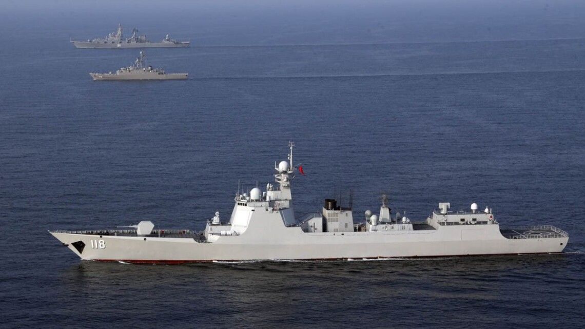Військово-морські сили Китаю, росії та Ірану відпрацьовують спільні військові навчання
