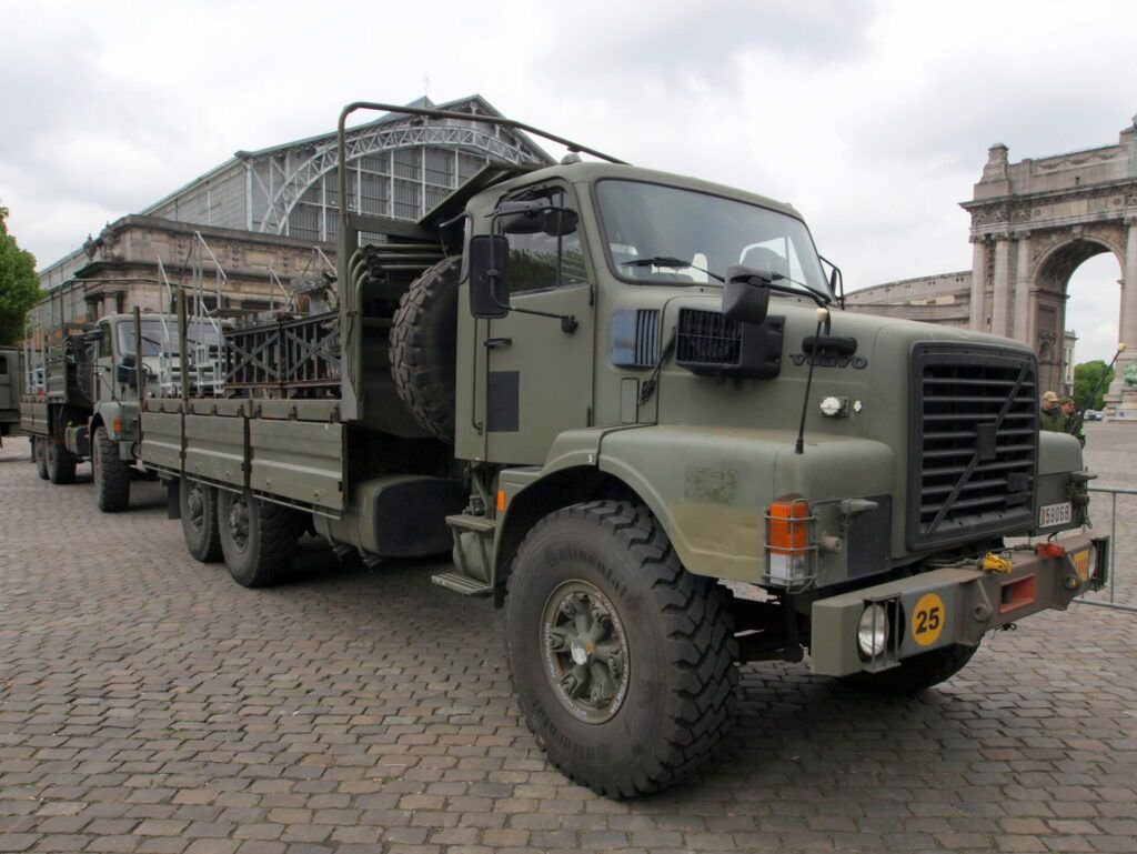 Бельгія відправить в Україну 240 військових вантажівок