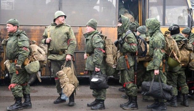 Росія збільшує вік призовників, щоб залучити для війни з Україною студентів ВНЗ - британська розвідка
