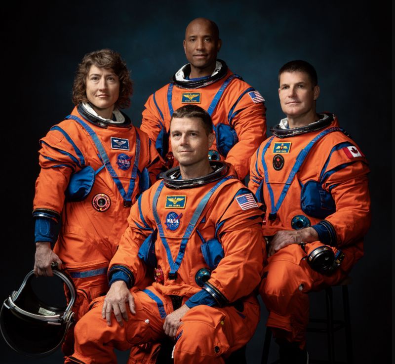 Команда з чотирьох астронавтів повернуть людство на Місяць після 50-річної перерви