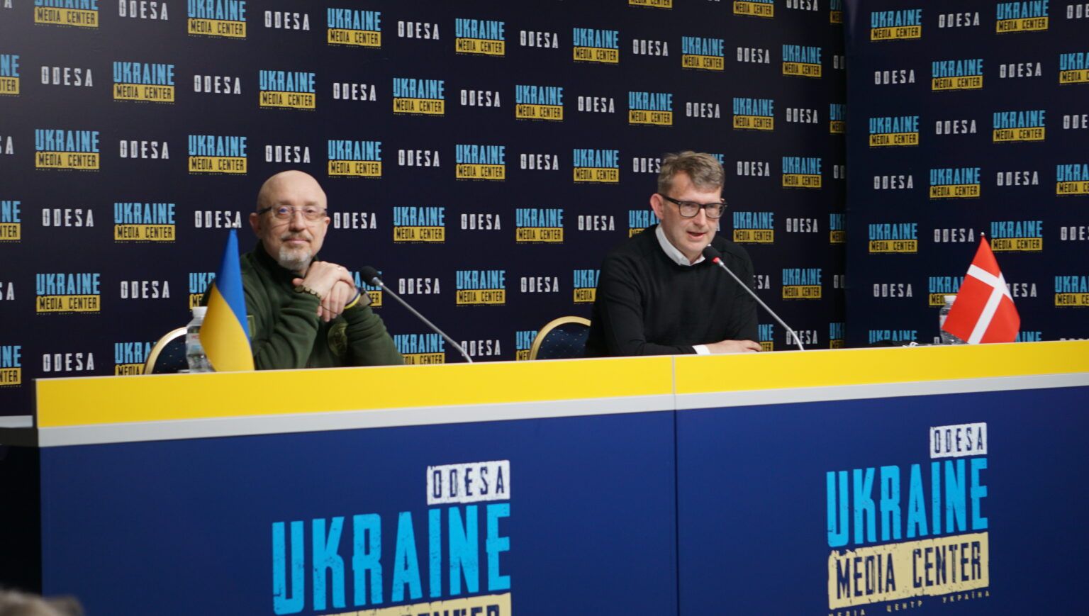 5 тисяч фахівців і 30 років: Резніков назвав умови розмінування України