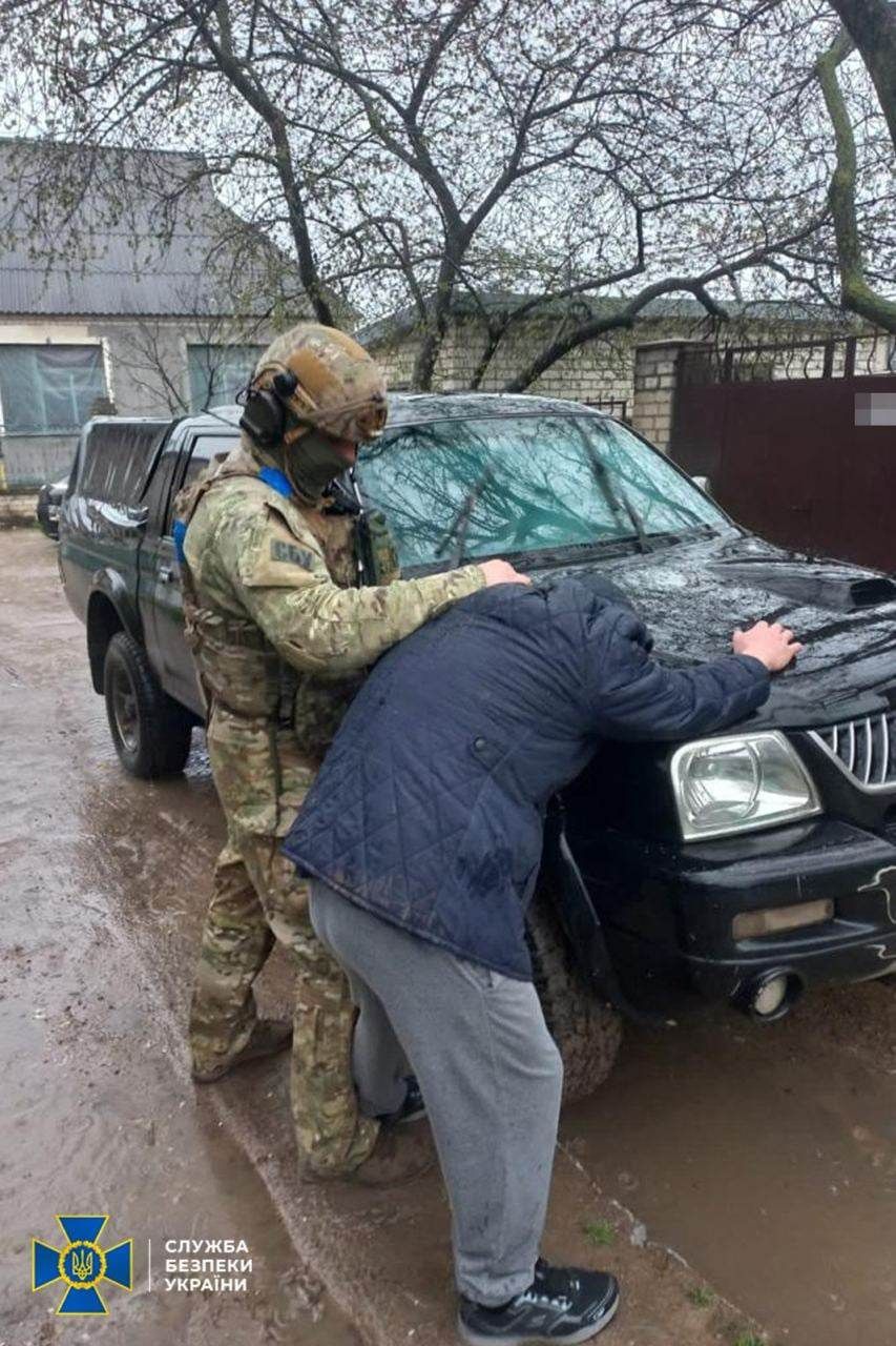 Начальник вокзалу Херсона допомагав перекидати військові ешелони рф в Україну