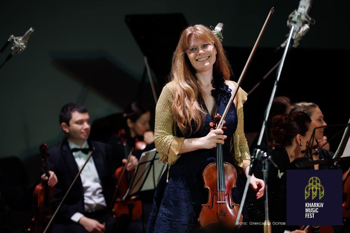 Скрипалька Богдана Півненко зіграла на відкритті фестивалю KharkivMusicFest.