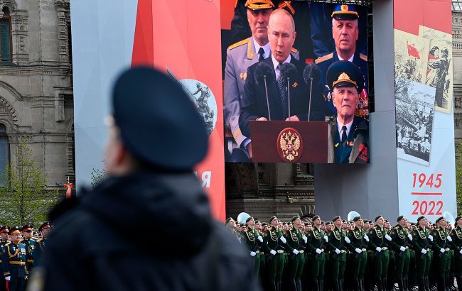 Британська розвідка пояснила, чому Московія скасовує паради до 9 травня