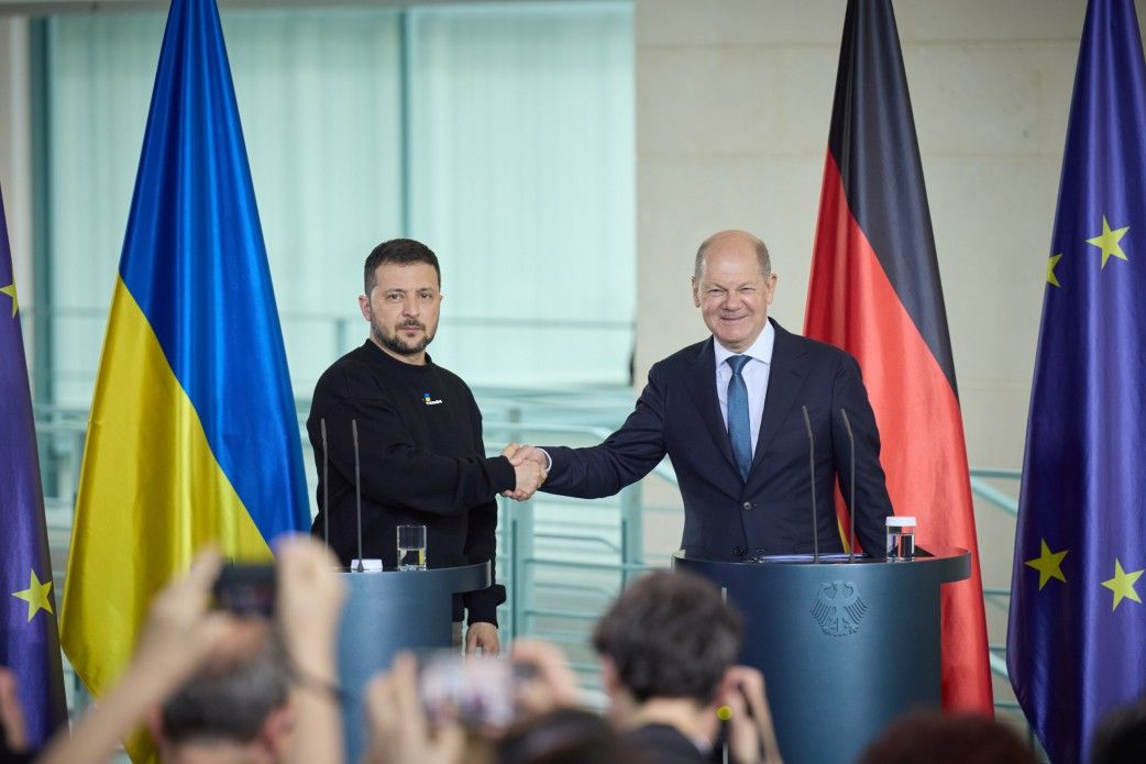 Зеленський та Шольц під час пресконференції у Берліні.