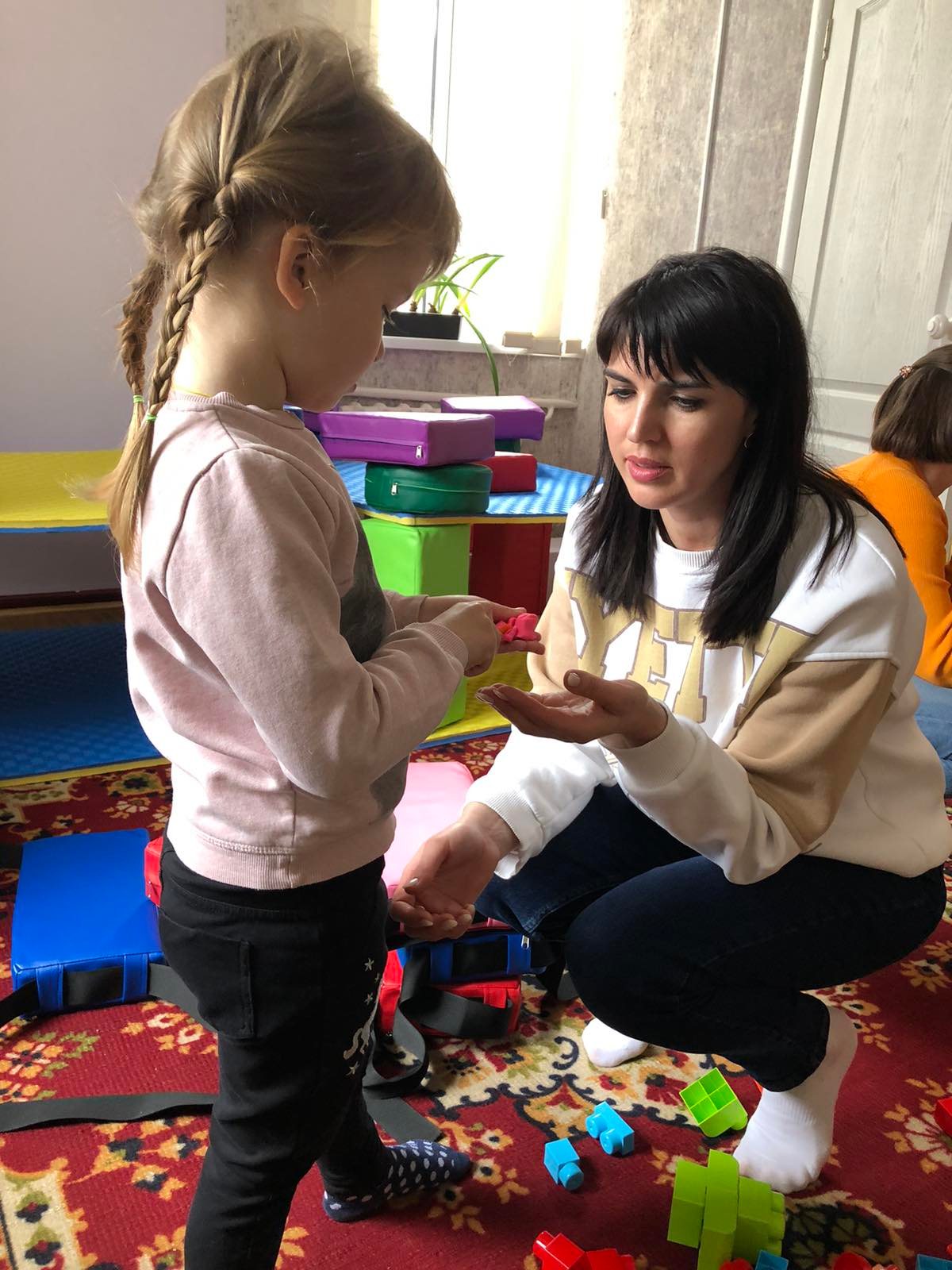 У Пирятинській громаді впровадили соцпослугу денного догляду за дітьми з інвалідністю