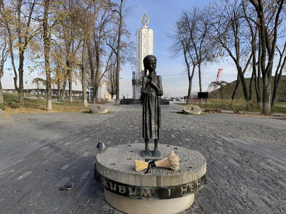 Війна з пам’яттю: хто і навіщо в Україні переслідує дослідників Голодомору-геноциду?