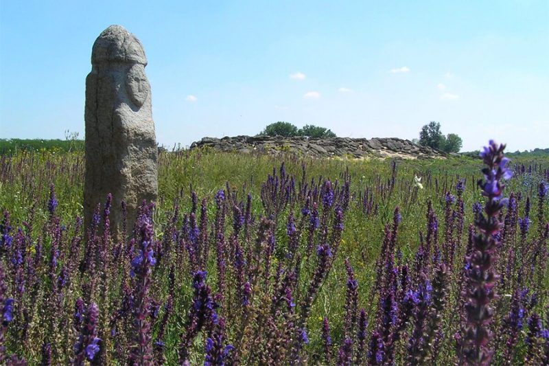Кам’яна Могила, або The Stone Tomb – унікальна пам’ятка геології і археології світового значення, розташована у Запорізькій області неподалік Мелітополя.