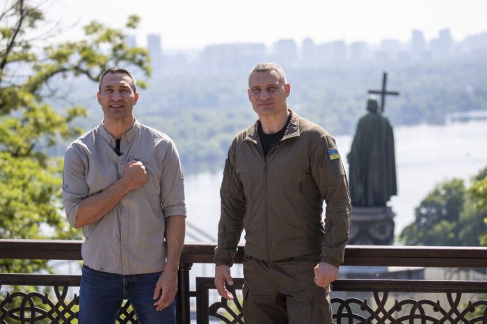 Брати Кличко вважають, що Київ завжди перебуває під захистом світлих сил.
