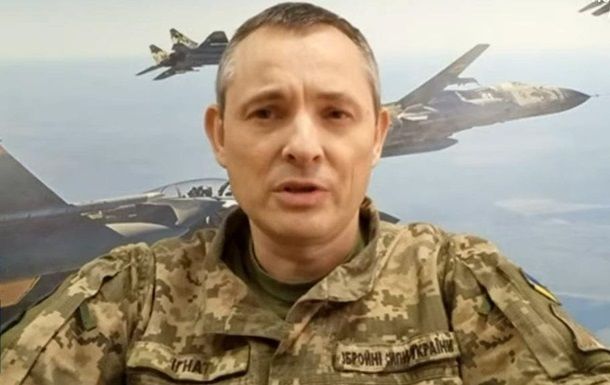 Аеродроми України росіяни затято атакують вже два тижні