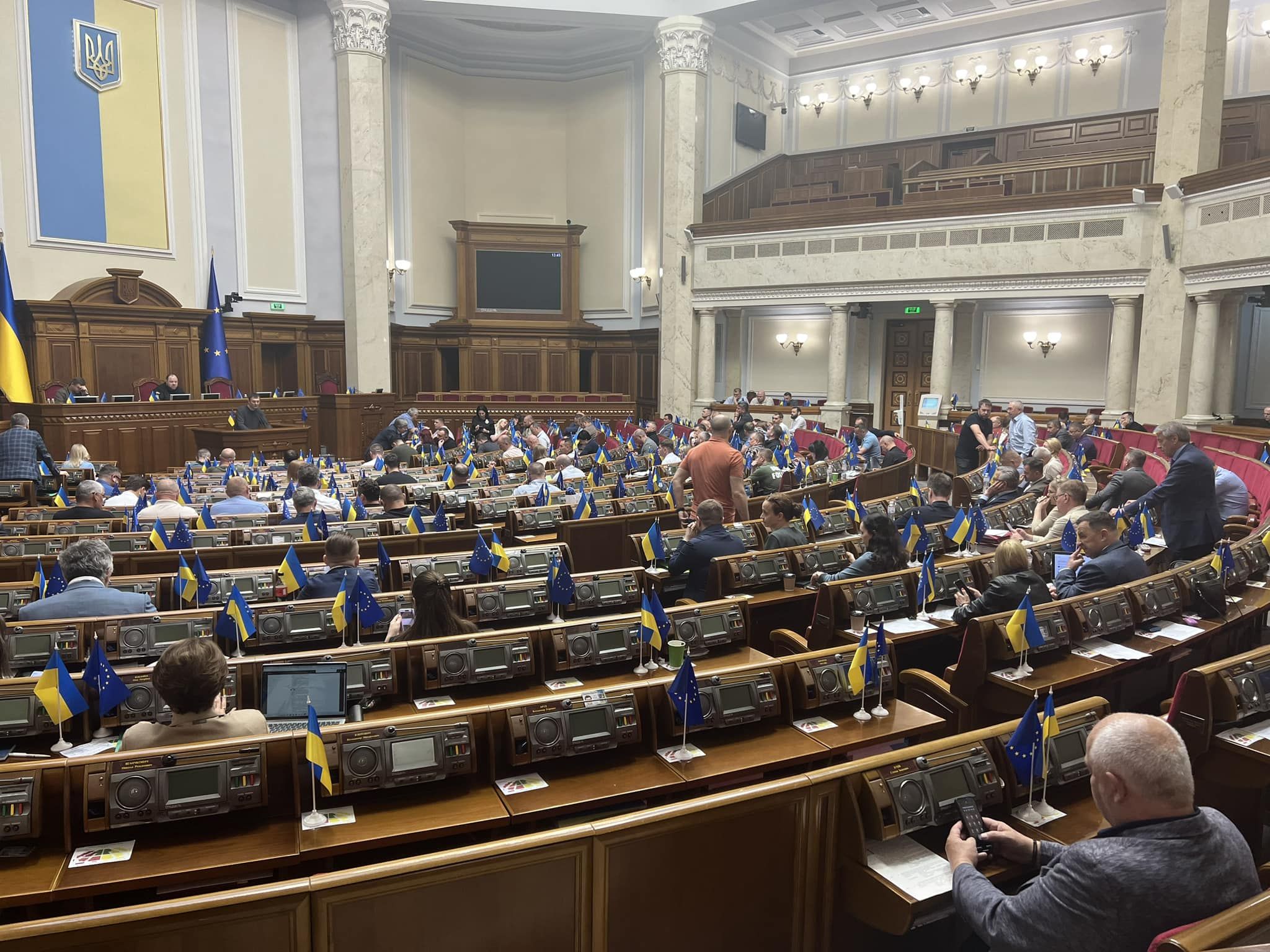 Нардеп Дмитро Разумков блокує законопроєкт про скасування 2% для ФОП