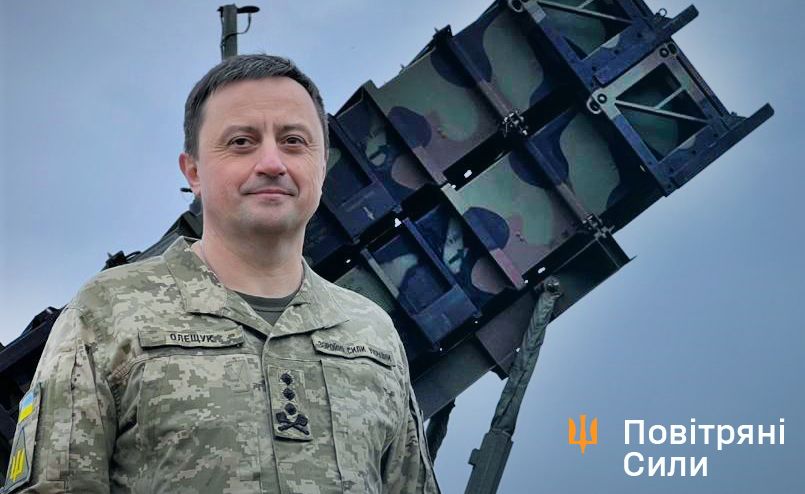 Командувач Повітряних сил генерал-лейтенант Микола Олещук.