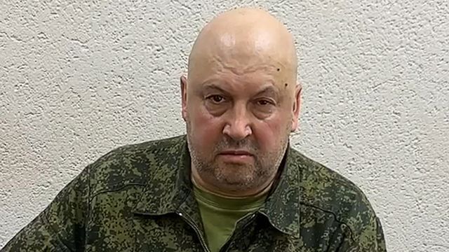 Російський «генерал Армагеддон» Суровікін ізольований вдома – Politico