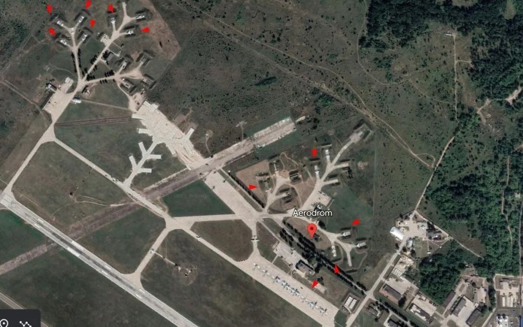 Курський аеродром атаковано українськими дронами-камікадзе