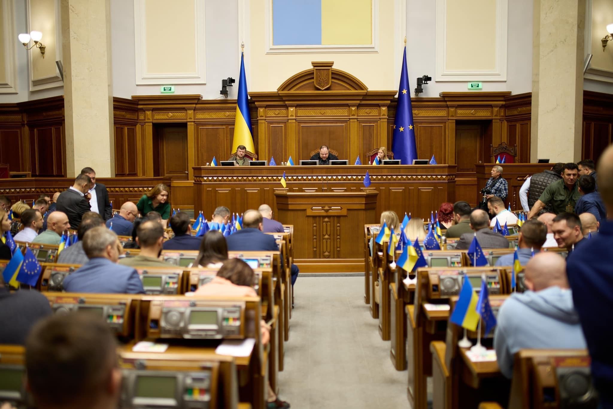 За відкликання Шуфрича проголосували 258 обранців.