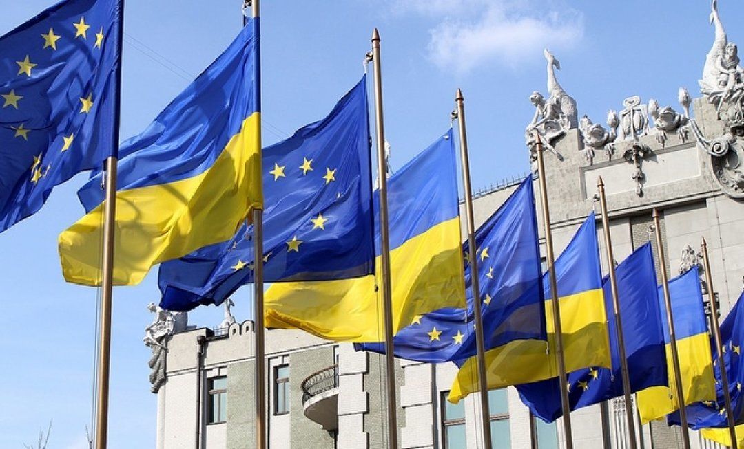 ЄС шукає альтернативу фінансуванню України в разі вето Угорщини