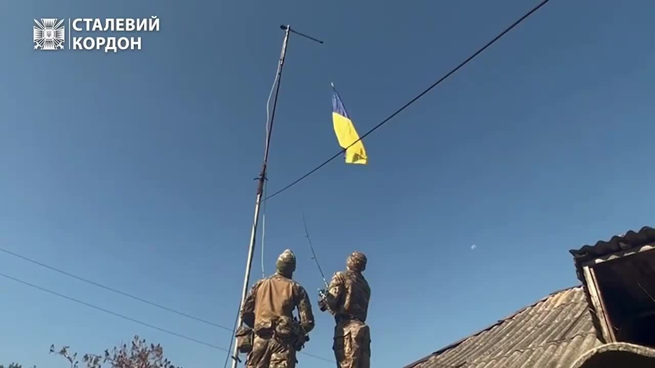 «Сіра» зона: ЗСУ встановило прапор у Тополях, але не закріпилося в селі
