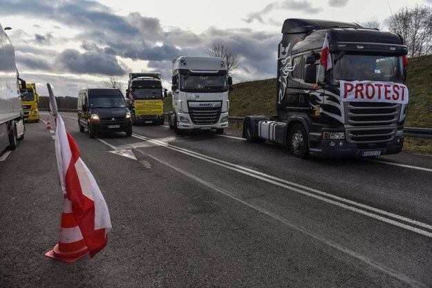Питання рубом: Рада ЄС розгляне блокування пунктів пропуску на польсько-українському кордоні