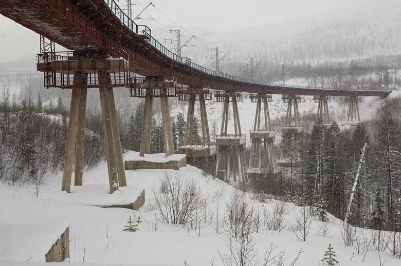 СБУ підірвала ще один потяг з паливом у російській Бурятії, на 35-метровому мосту спрацювали вибухові пристрої.