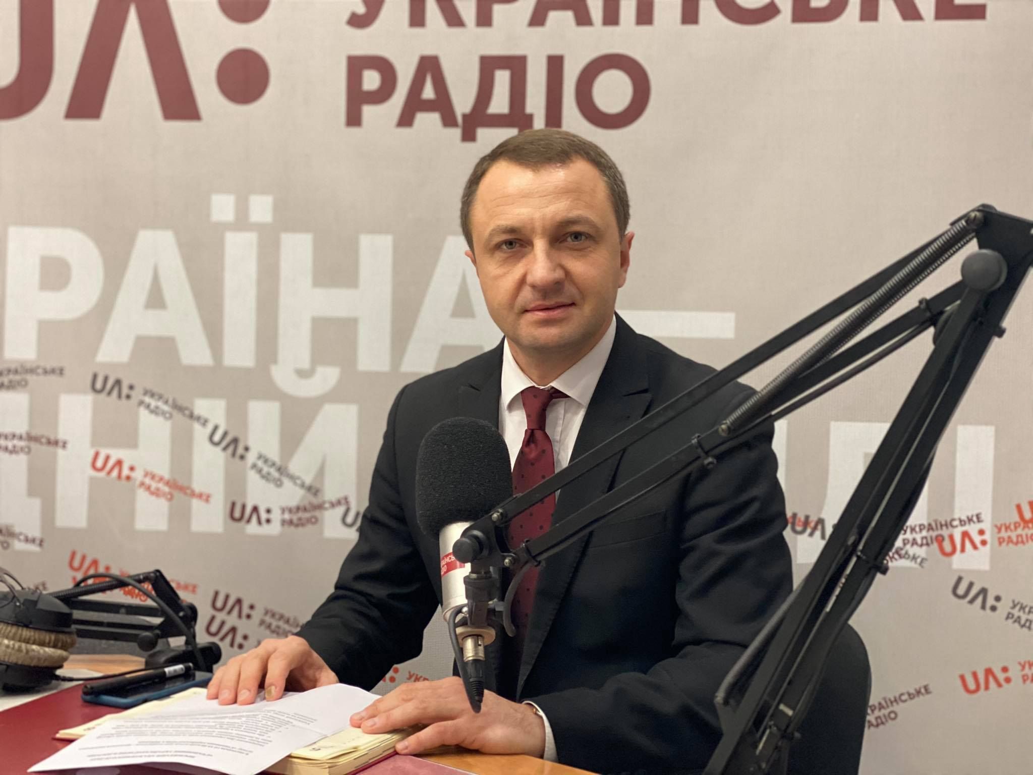 Тарас Кремінь не знайшов російських пісень в українському радіоефірі.